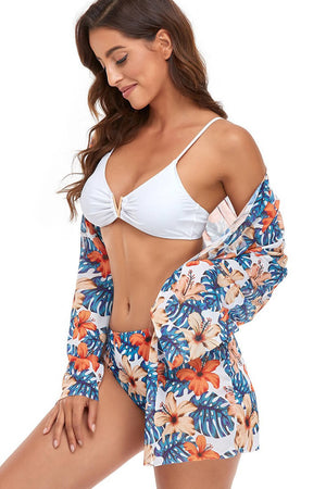 Conjunto de blusa y bikini de playa floral blanco