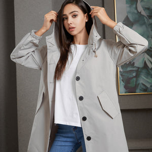 Chaqueta cortavientos impermeable con capucha extragrande